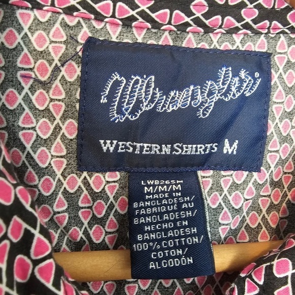 Wrangler Breast Cancer Button Up Blouse Womens Size Medium Pink Pearl Snaps - Picture 10 of 10